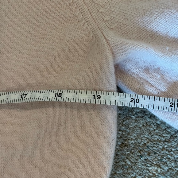 Vince Weekend V-Neck Cashmere Sweater Size M Pink - Picture 4 of 7